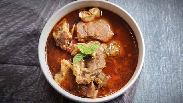 মহানবী সা. যেভাবে কোরবানির গোশত বণ্টন করতেন